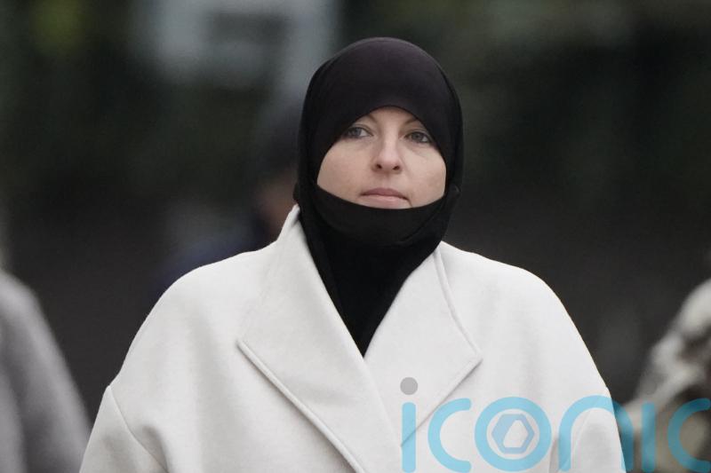 Lisa Smith ‘enveloped herself in the black flag of Islamic State’, court hears