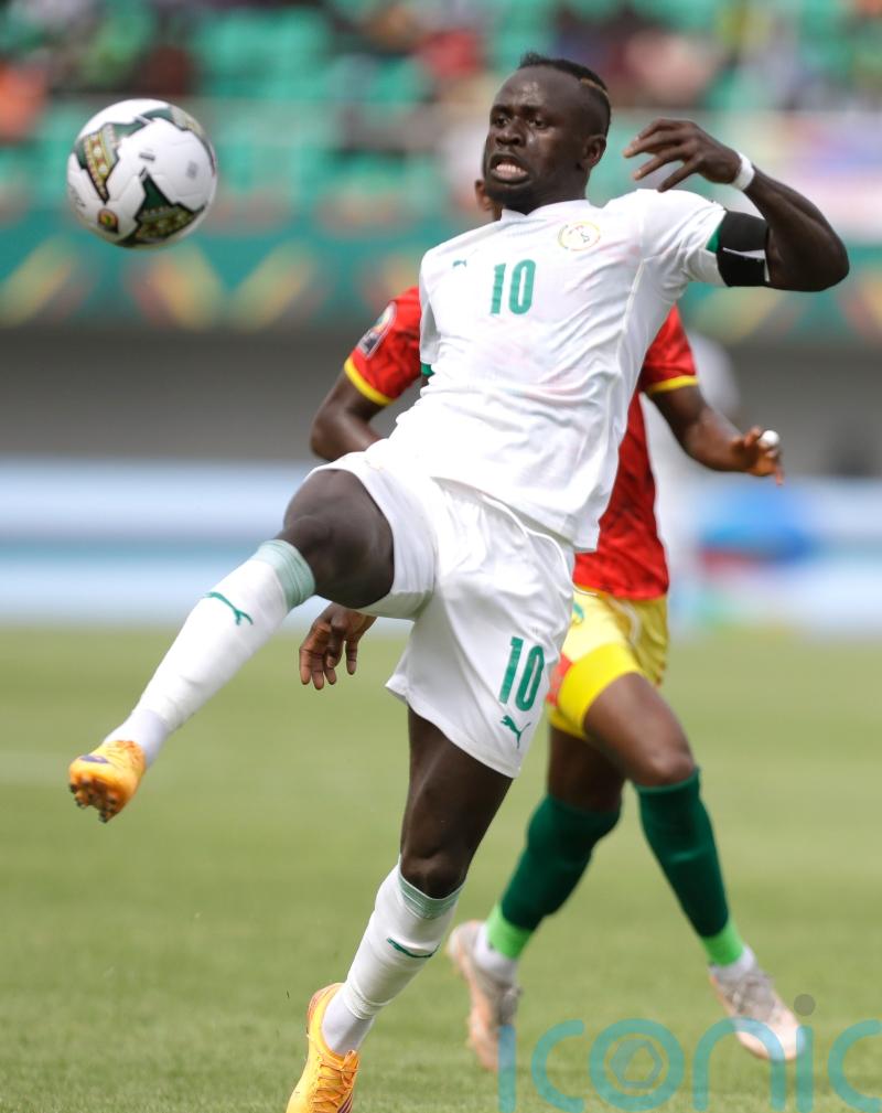 Liverpool’s Sadio Mane suffers concussion scare as Senegal reach quarter-finals