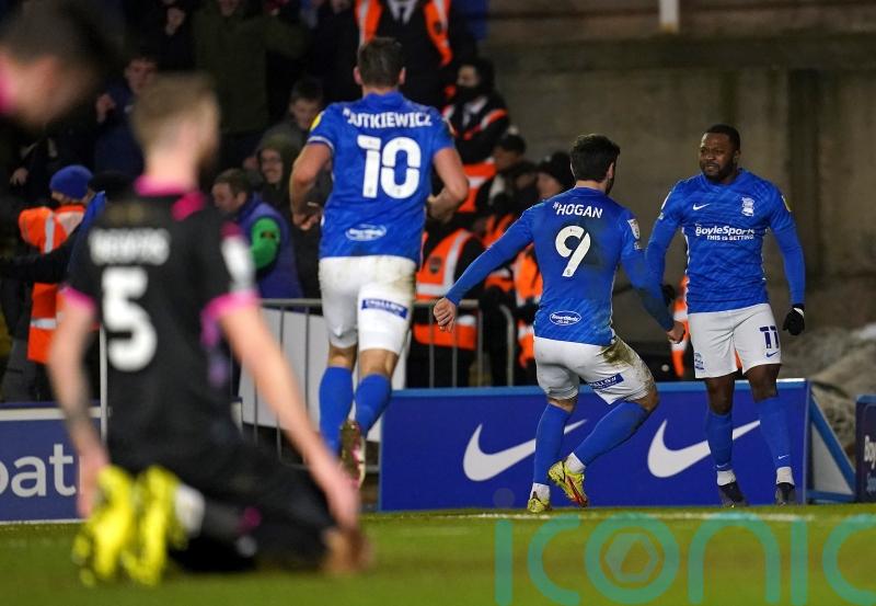 Scott Hogan forces late draw between Birmingham and Peterborough