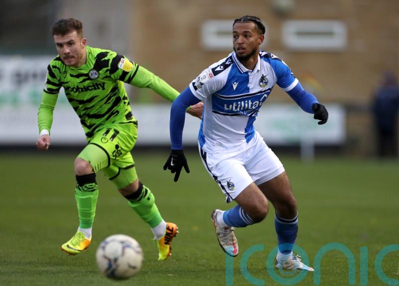 Bristol Rovers fend off late Scunthorpe fightback to take maximum points
