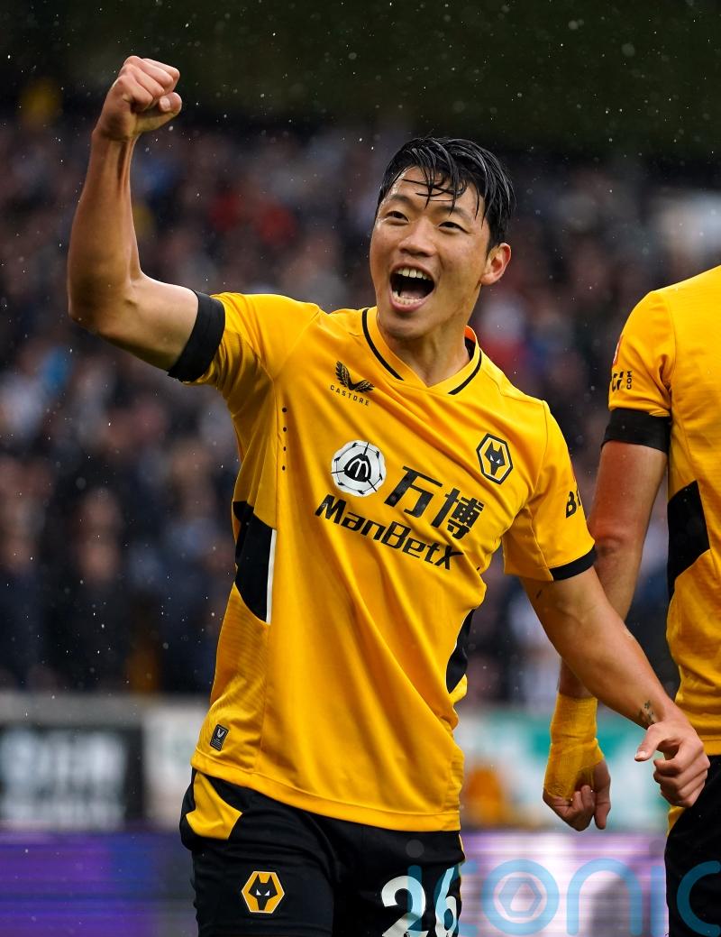 Wolves complete permanent deal for Hwang Hee-chan