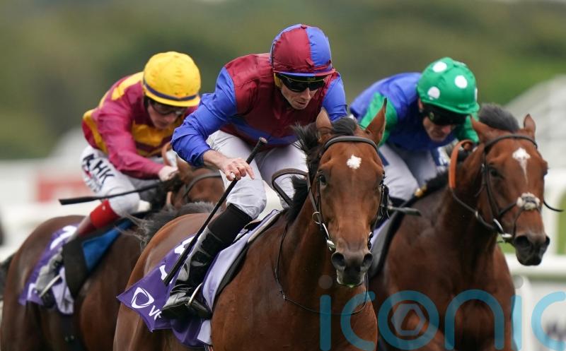 Luxembourg and Tenebrism on Guineas trail
