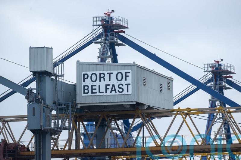 DUP exposing itself to ‘public ridicule’ with port checks threat – O’Neill