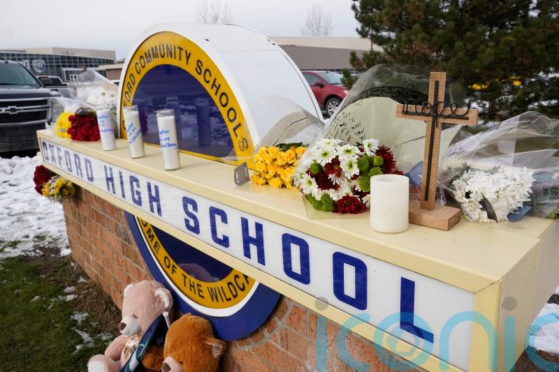 Michigan school shooting suspect to pursue insanity defense