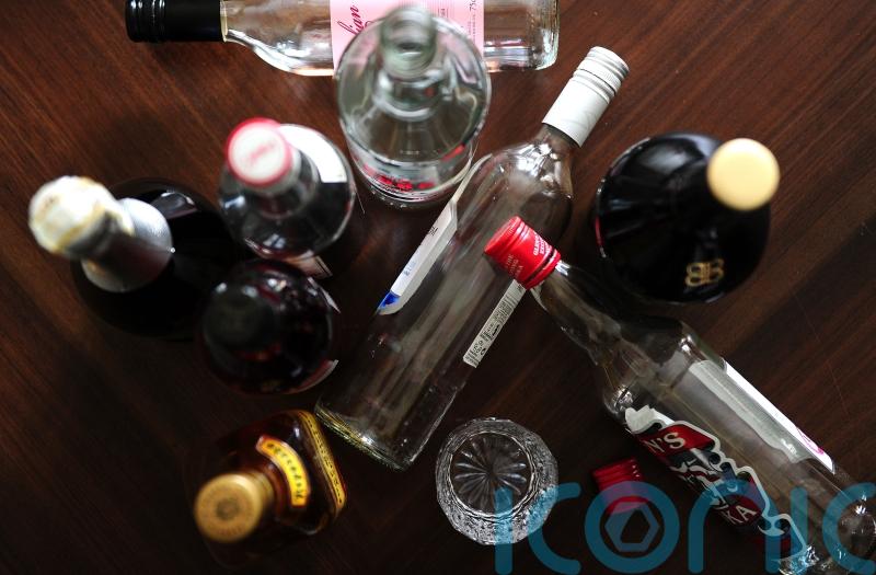 UK households’ spending on alcohol ‘up by 153% since 1987’