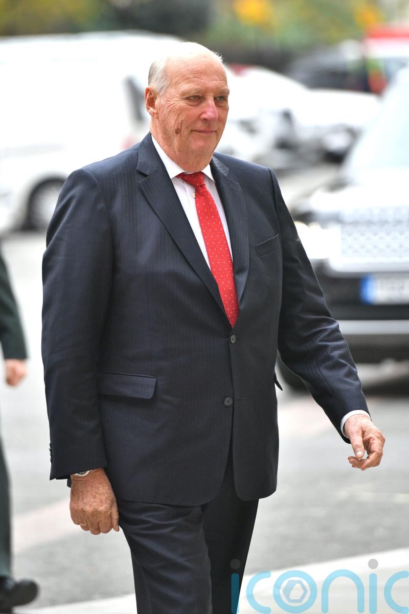 Norwegian king ill after meeting coronavirus-positive minister