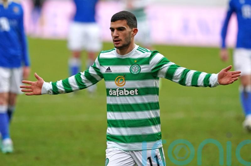 Celtic put pressure on Rangers after last-gasp win over Dundee United