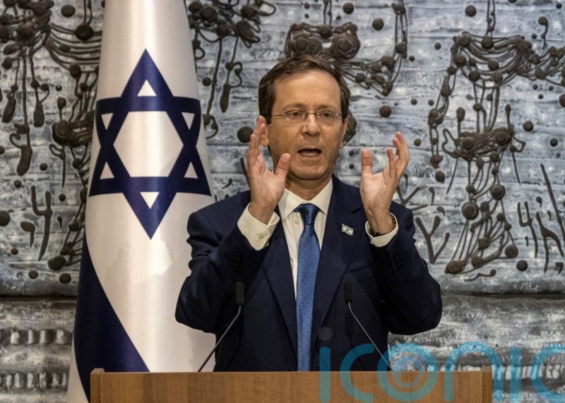 Israeli president flies to UAE amid regional tensions