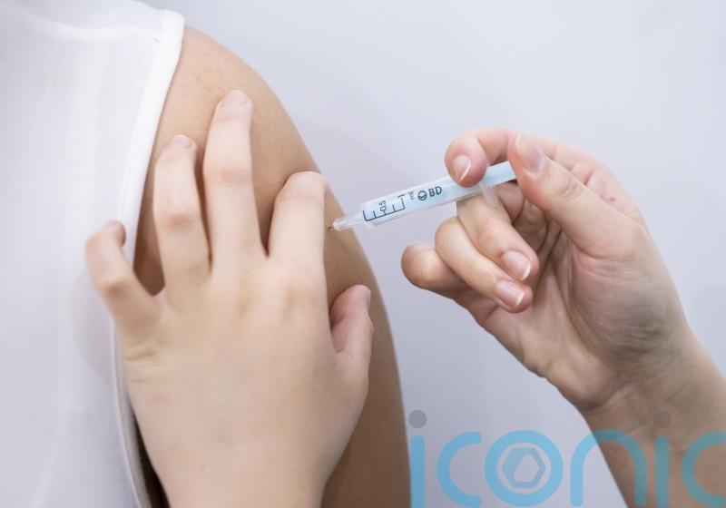 Government ‘looking again’ at scrapping mandatory vaccine requirement