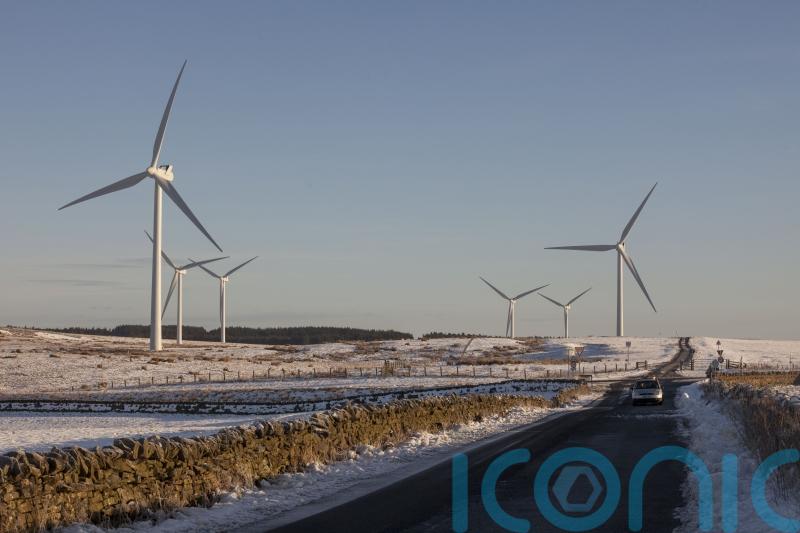 Storm sets new wind power record