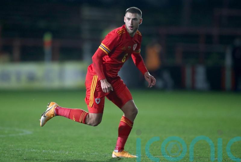 Swindon could hand debut to Brandon Cooper against Crawley