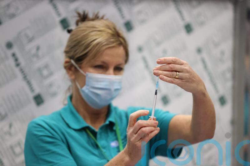 Government plans to scrap mandatory jab requirement in health and social care