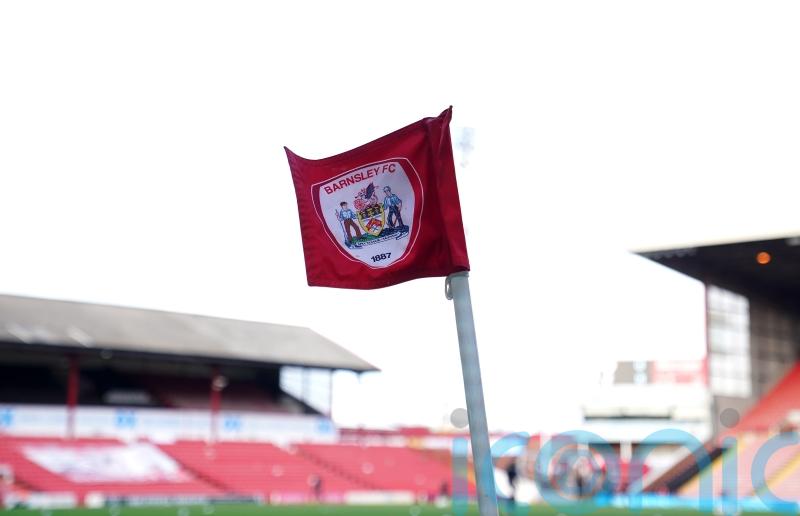 Barnsley bring in Amine Bassi on loan from FC Metz