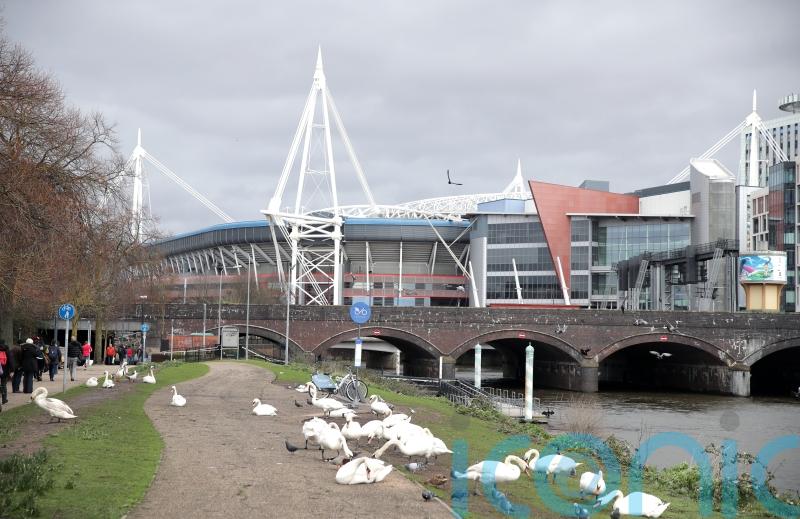 Welsh Rugby Union decides to close bars at half-time in bid to curb disorder