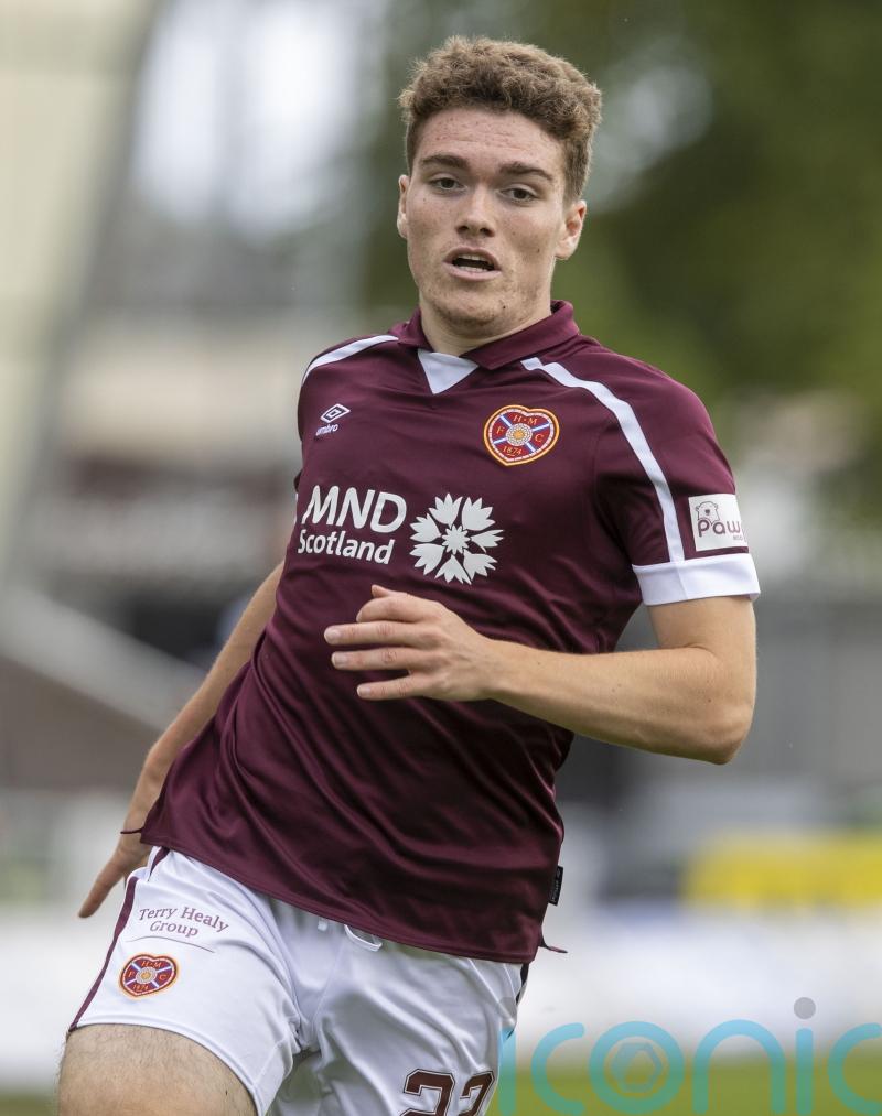 Euan Henderson extends his Hearts contract before returning on loan to Alloa