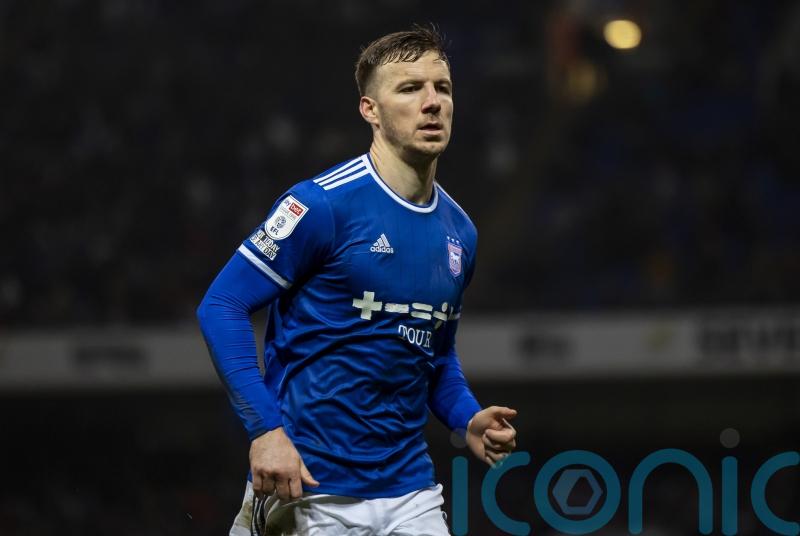 Midfielder Lee Evans battling to be fit as Ipswich prepare to face Gillingham