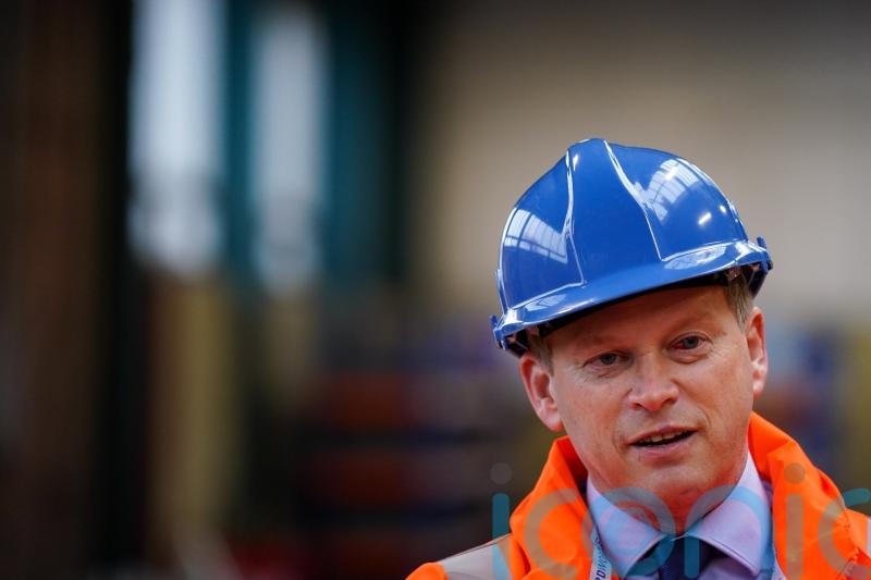 Grant Shapps tests positive for coronavirus