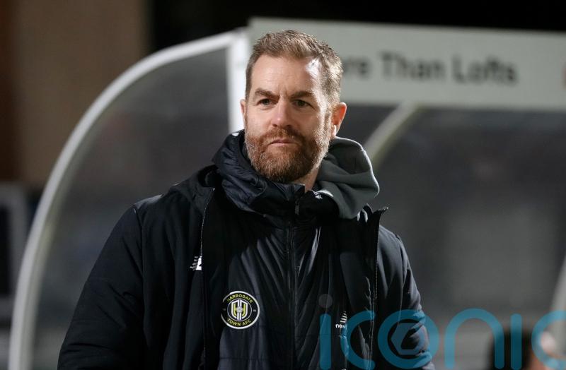 Simon Weaver pays tribute to goalkeeper Mark Oxley after Harrogate beat Bradford