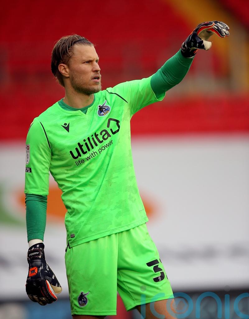 Anthony Evans penalty earns Bristol Rovers late point at Sutton
