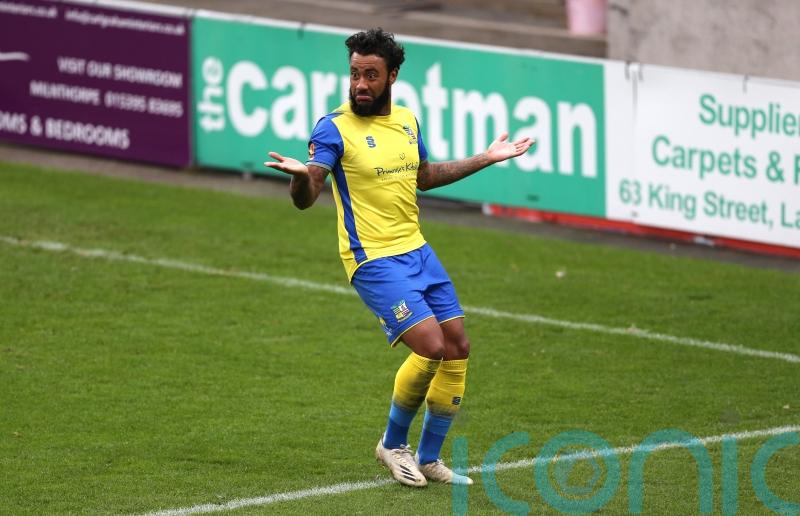 Jordan Cranston sees red as Yeovil and Solihull share stalemate
