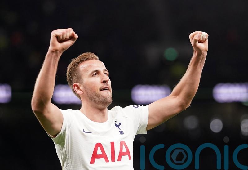 Tottenham boss Antonio Conte praises Harry Kane’s ‘attitude and commitment’