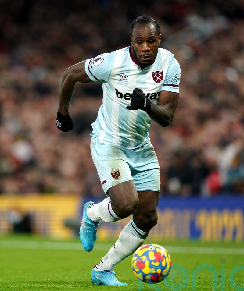 David Moyes concerned about effect of jet-setting on goal-shy Michail Antonio