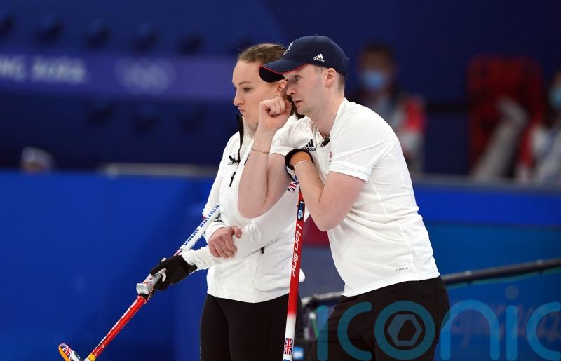 Bruce Mouat and Jennifer Dodds suffer heavy defeat in bronze medal match