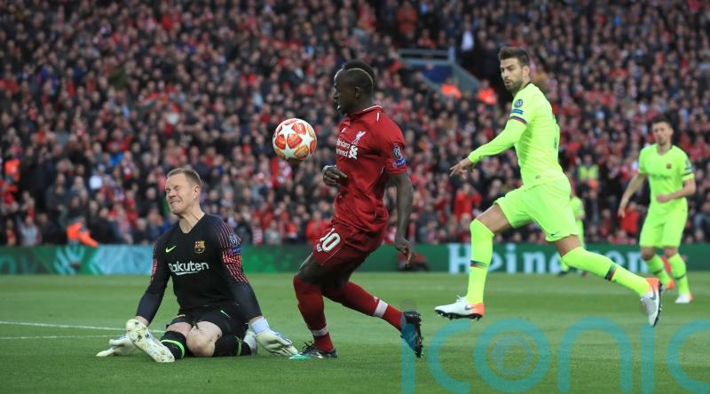 Football rumours: Lionel Messi urged club to sign Sadio Mane before Barca exit