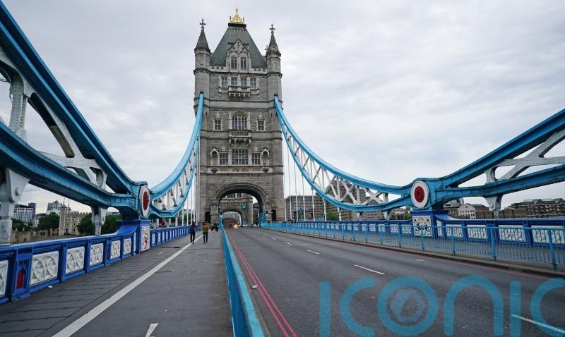 Rush hour traffic jams plummet, figures show