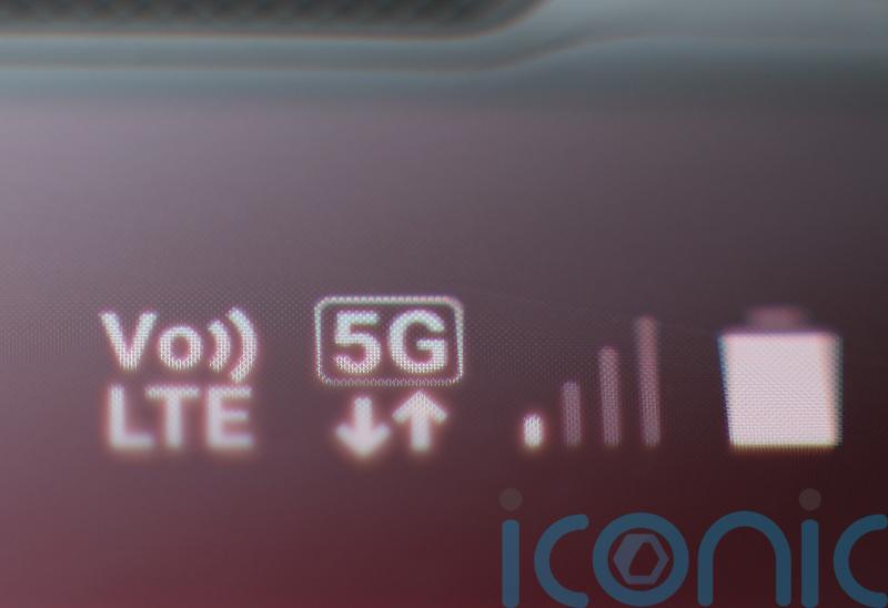 More street lights to be home to 5G antennas as part of UK Government scheme