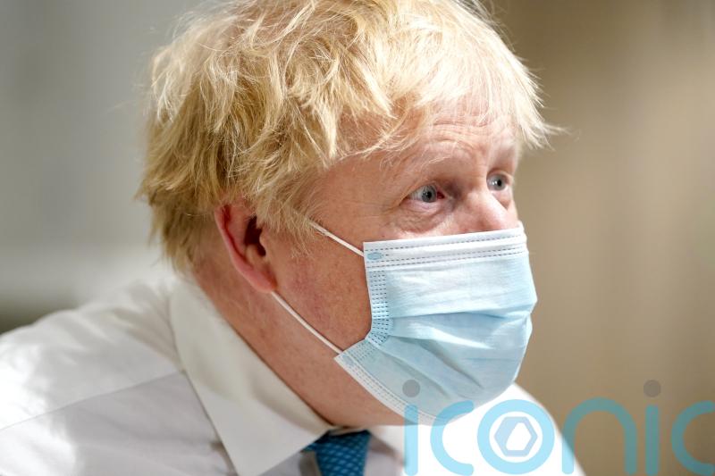 Police reconsider whether to probe No 10 Christmas quiz after new photo emerges