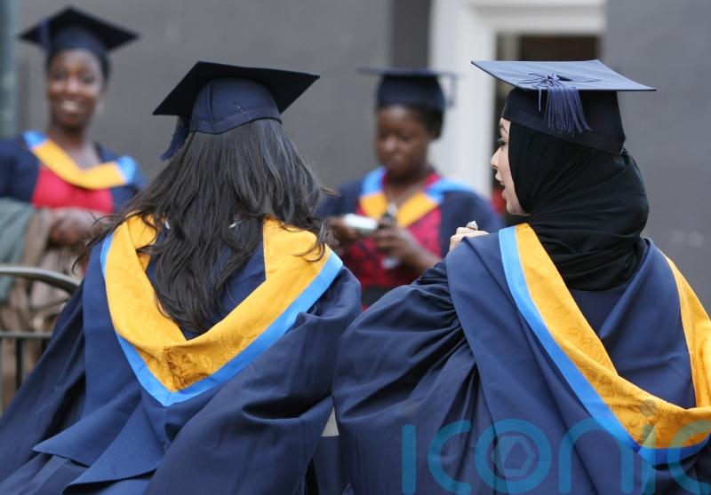 More students from ethnic minority backgrounds studying for degrees