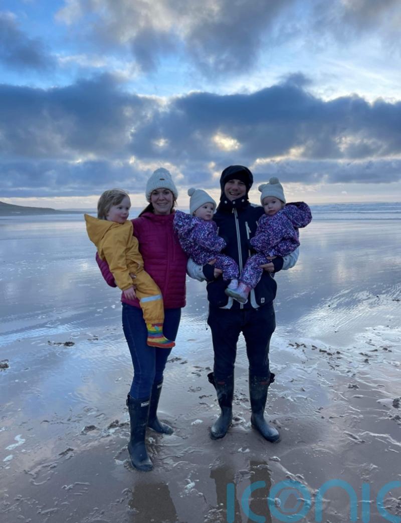 Mum who manages 120 men prompted to lose “the weight of a person” going from 21st 5lb to 11st 11.5lb by blood clots on the lungs after having twins