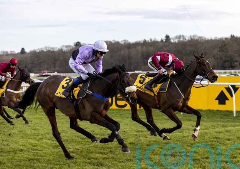 Glory goes to Lacey and Sheppard in Betfair Hurdle