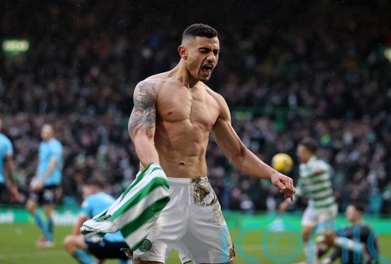 Celtic extend lead as Giorgos Giakoumakis hat-trick sees off battling Dundee
