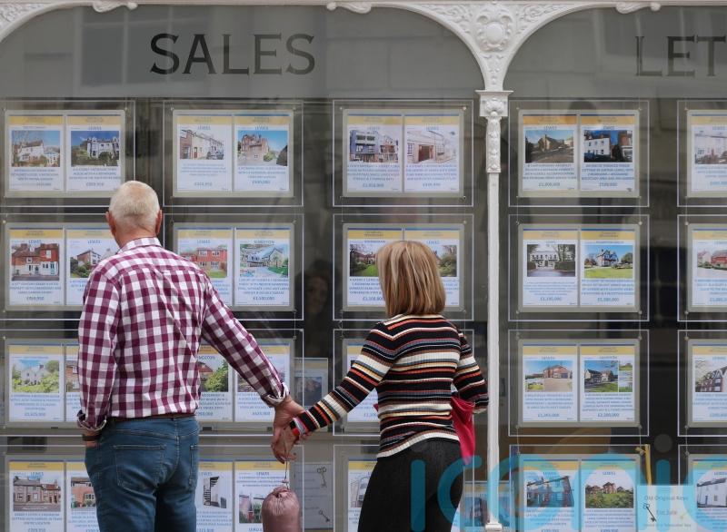 Nine in 10 house-hunters ‘say lack of stock is negatively affecting search’