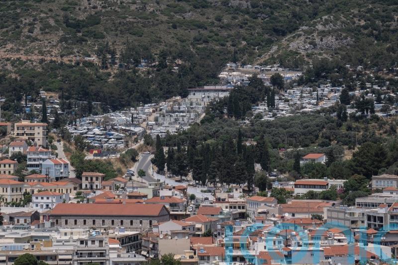 UN alarmed at reports of migrants being forced back at Greek borders