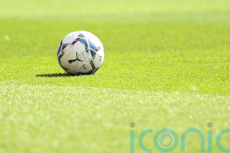 Boreham Wood drop points at Torquay