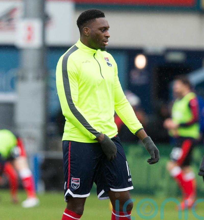 Inih Effiong hits late equaliser for 10-man Woking at Dagenham