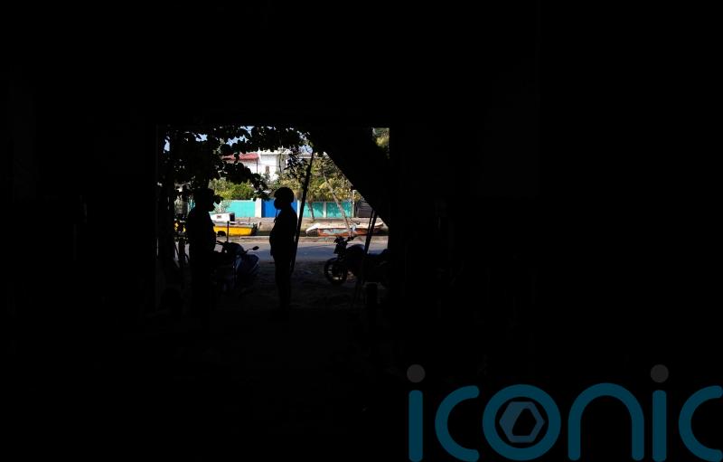 Sri Lanka imposes rolling power cuts as cash crisis deepens
