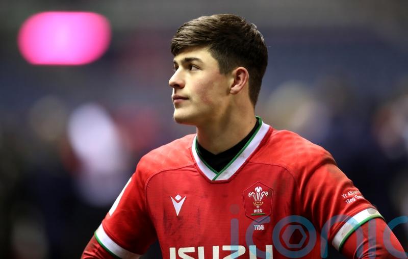 Wales set to leave Louis Rees-Zammit out for England clash at Twickenham