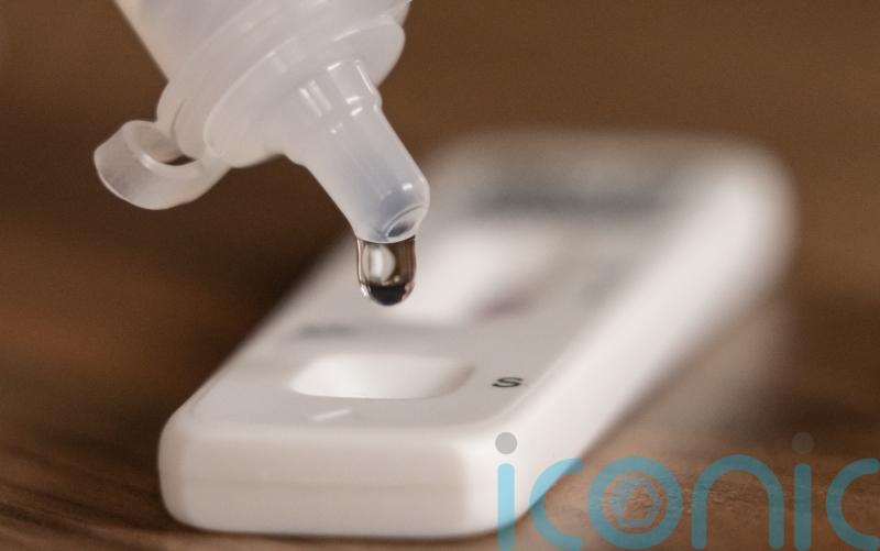 &lsquo;Significant&rsquo; jump in proportion of close contacts taking daily Covid-19 tests