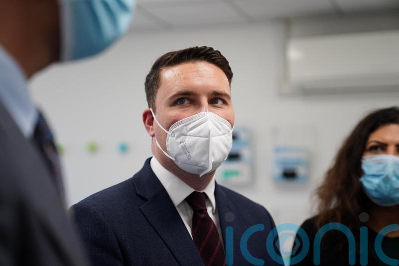Labour’s Wes Streeting apologises for Harold Shipman jibe in Commons