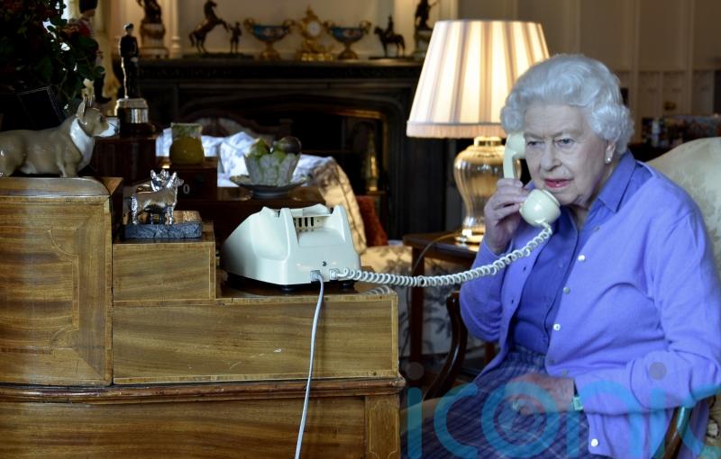 Queen holds telephone audience with PM despite Covid