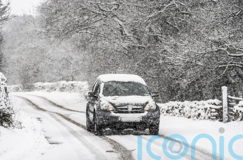 Snow brings travel disruption amid warnings of lightning strikes