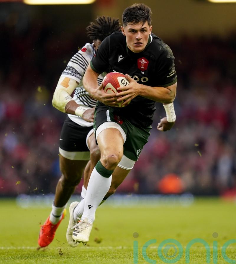 Louis Rees-Zammit backed to bounce back after being left out of England game