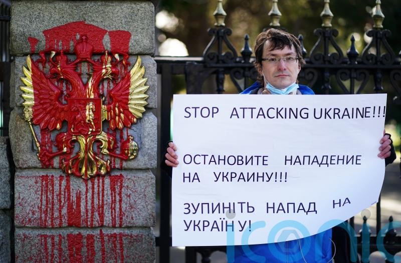 Ukrainians gather outside Irish parliament in anger at Russian invasion