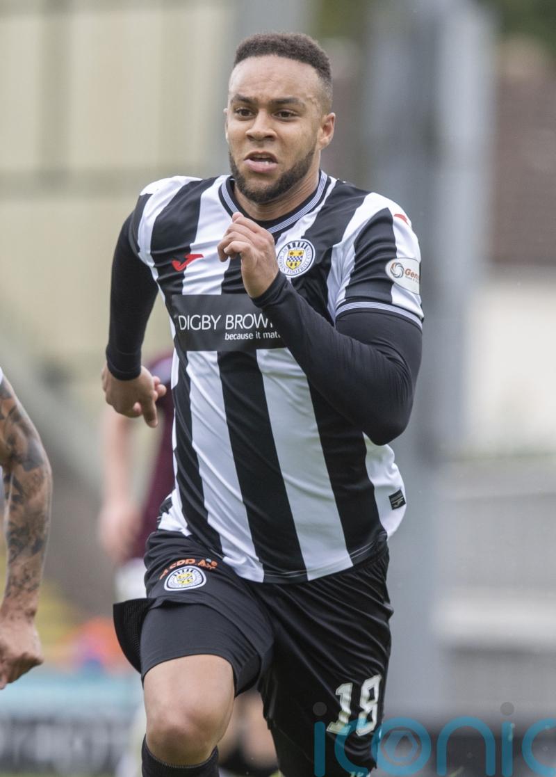 Stephen Robinson delighted to have Charles Dunne available for St Mirren debut