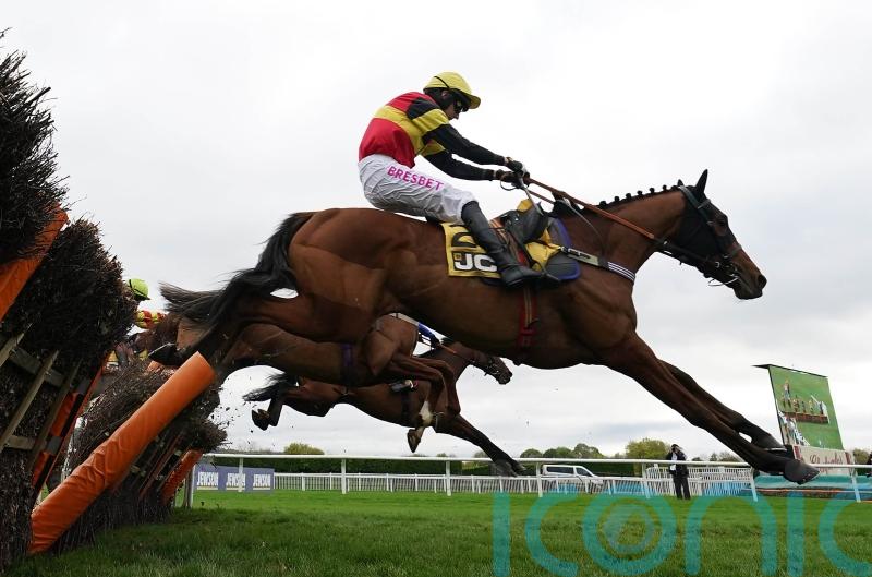 Knight Salute seeking to underline Triumph claims at Kempton