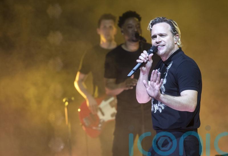 Olly Murs cancels tour after undergoing ‘major’ knee surgery
